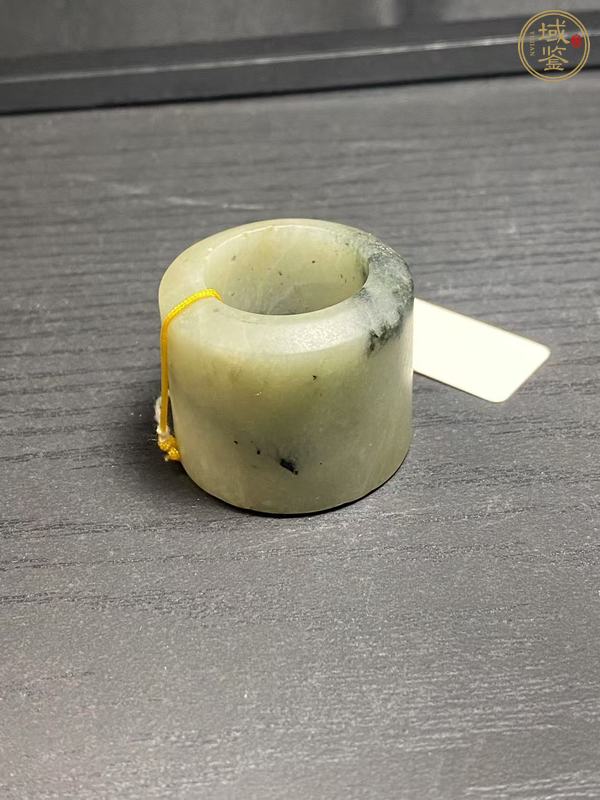 古玩玉器獨山玉雕“素紋扳指”真品鑒賞圖