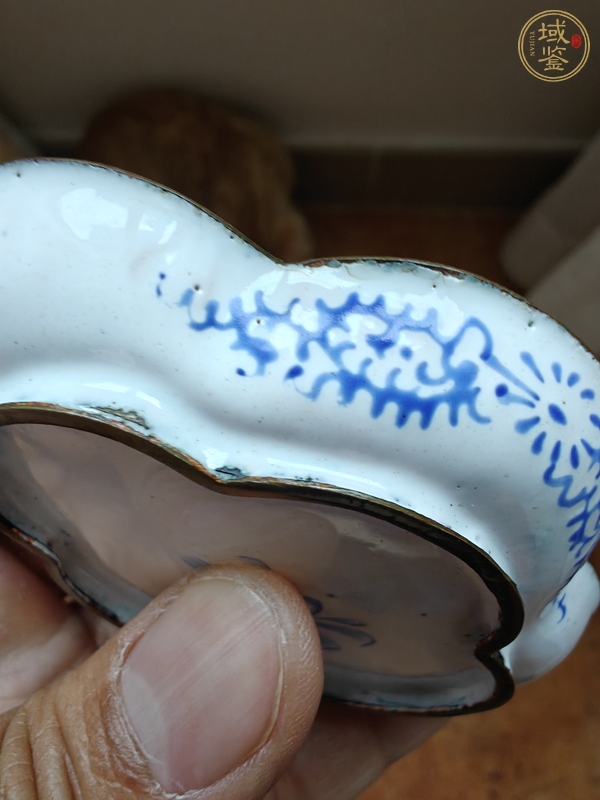 古玩陶瓷人物紋海棠盤真品鑒賞圖