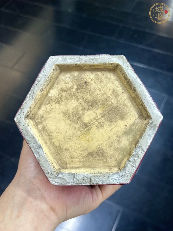 古玩陶瓷窯變紅釉帽筒真品鑒賞圖