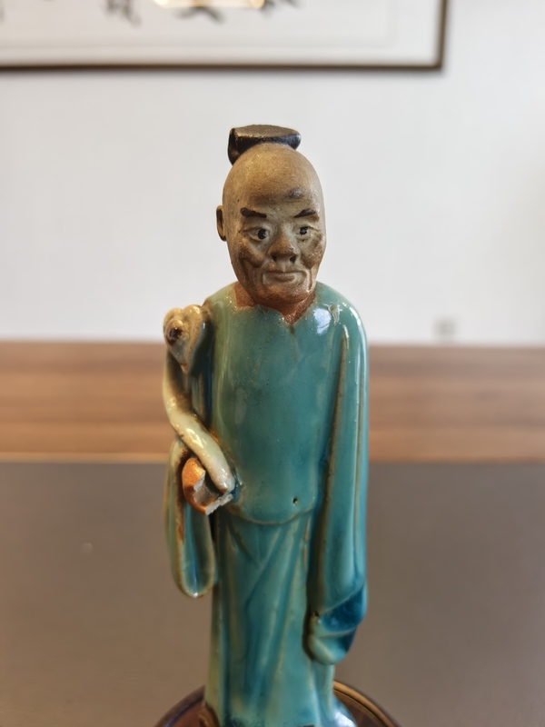 古玩陶瓷晚清石灣窯仙官造像拍賣,當(dāng)前價格598元