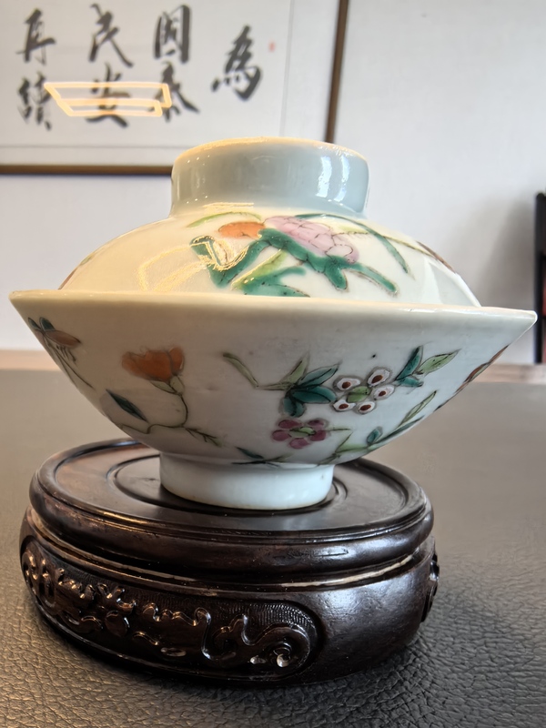 古玩陶瓷同治本朝粉彩飛黃騰達斗笠蓋碗拍賣，當(dāng)前價格1280元