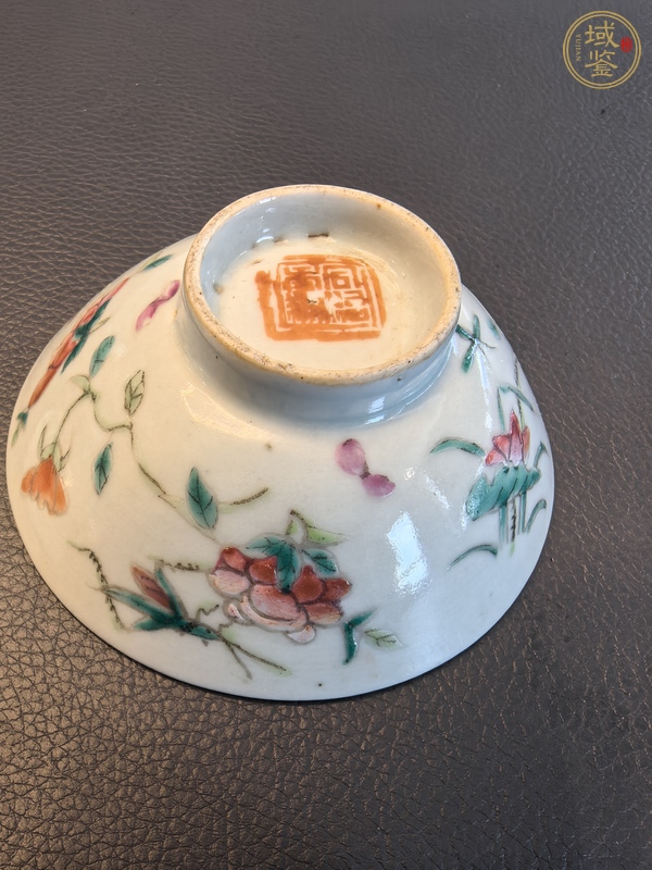 古玩陶瓷同治粉彩飛黃騰達斗笠蓋碗真品鑒賞圖