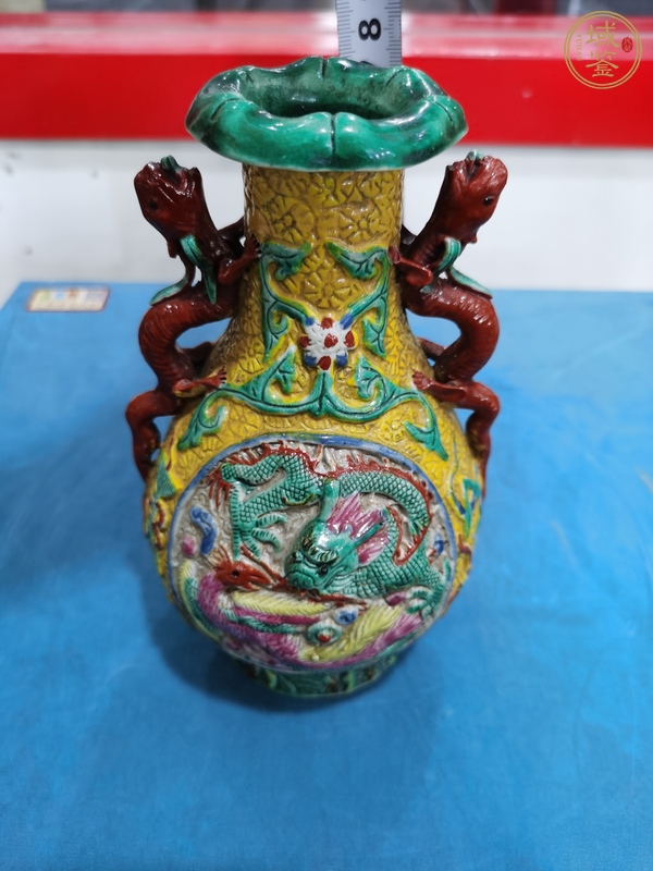 古玩陶瓷龍鳳紋瓶真品鑒賞圖