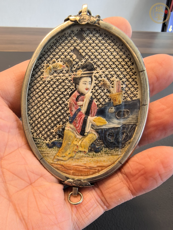 古玩民國骨雕礦物彩繪掛墜真品鑒賞圖
