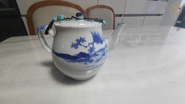 古玩陶瓷青花壺真品鑒賞圖