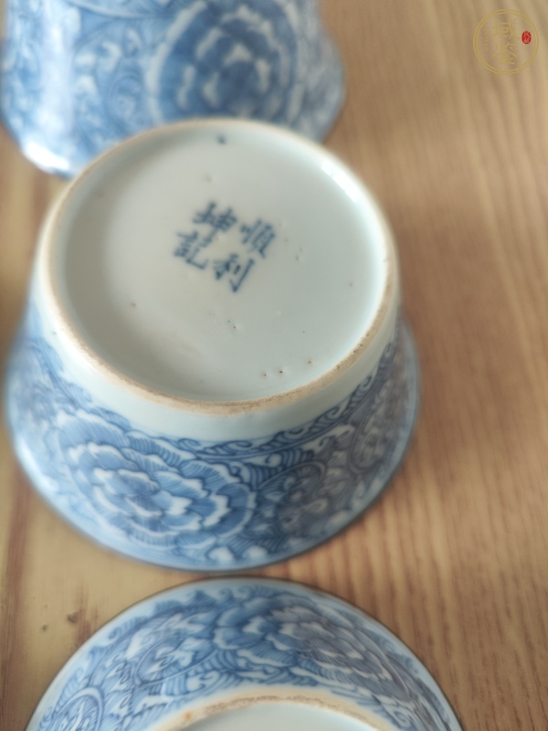 古玩陶瓷晚清馬蹄杯真品鑒賞圖