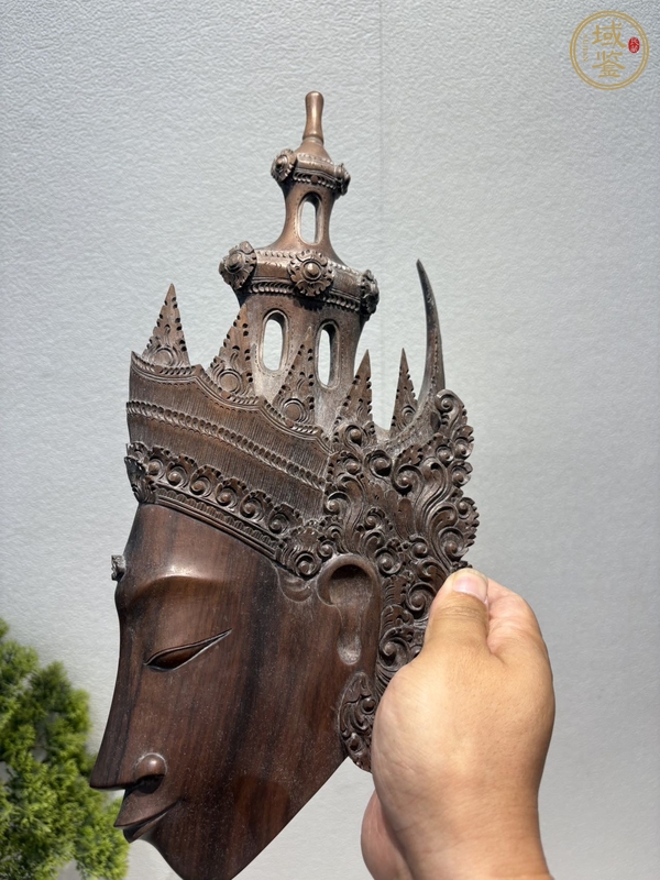 古玩雜項木雕頭像真品鑒賞圖