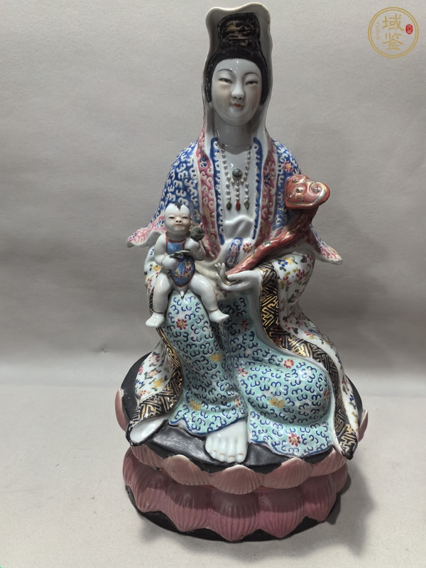 古玩陶瓷粉彩觀音送子造像真品鑒賞圖
