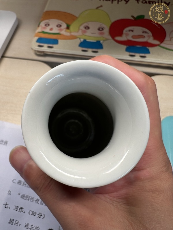 古玩陶瓷民國至解放初期粉彩人物故事圖詩文瓶真品鑒賞圖