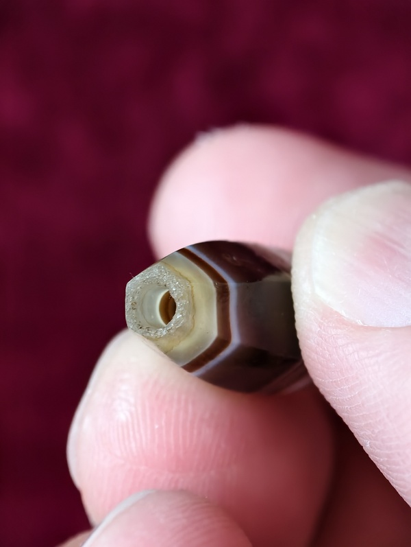 古玩玉器瑪瑙棱珠拍賣,當前價格850元