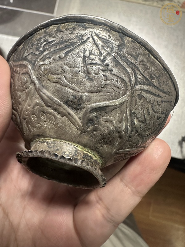 古玩銅器杯子真品鑒賞圖
