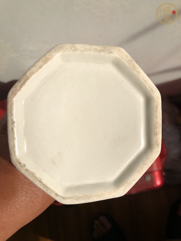 古玩陶瓷德化窯花觚真品鑒賞圖