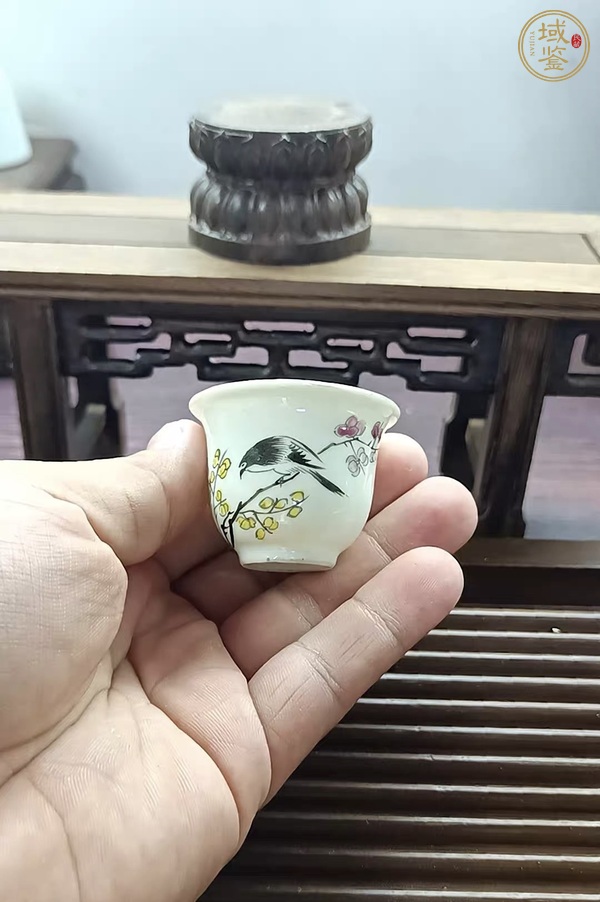 古玩陶瓷粉彩花鳥紋杯真品鑒賞圖