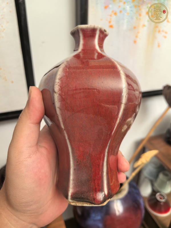 古玩清中期郎紅釉六棱梅瓶真品鑒賞圖