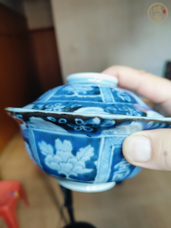 古玩陶瓷青花蓋碗真品鑒賞圖