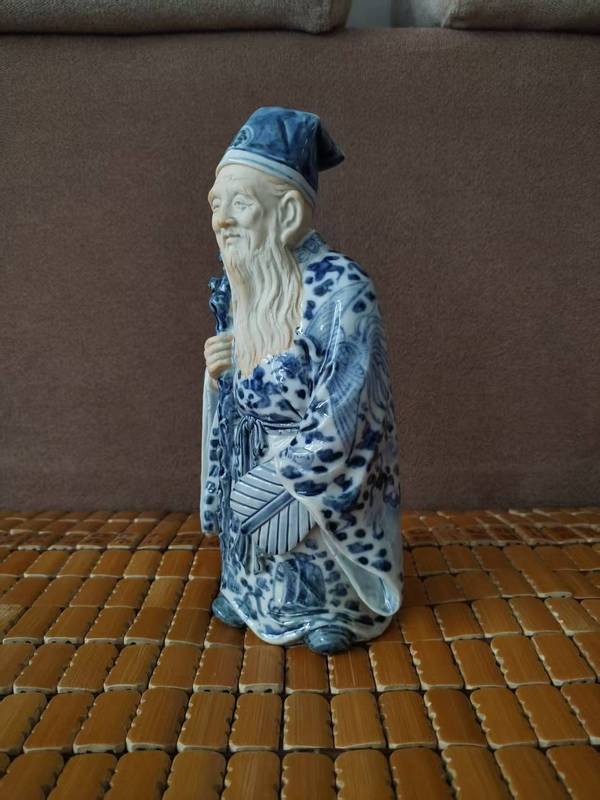 古玩陶瓷民國創匯青花福德財神造像拍賣，當前價格3366元