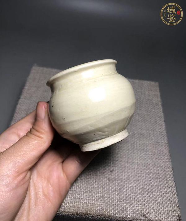 古玩陶瓷青白釉罐真品鑒賞圖
