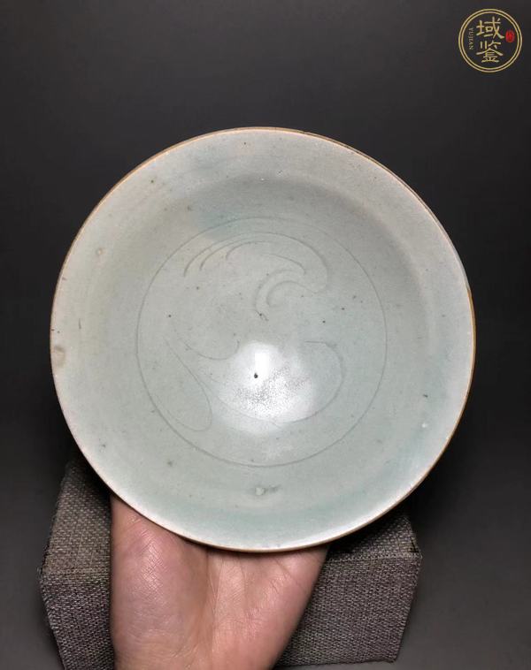 古玩陶瓷青白釉刻仰蓮紋碗真品鑒賞圖