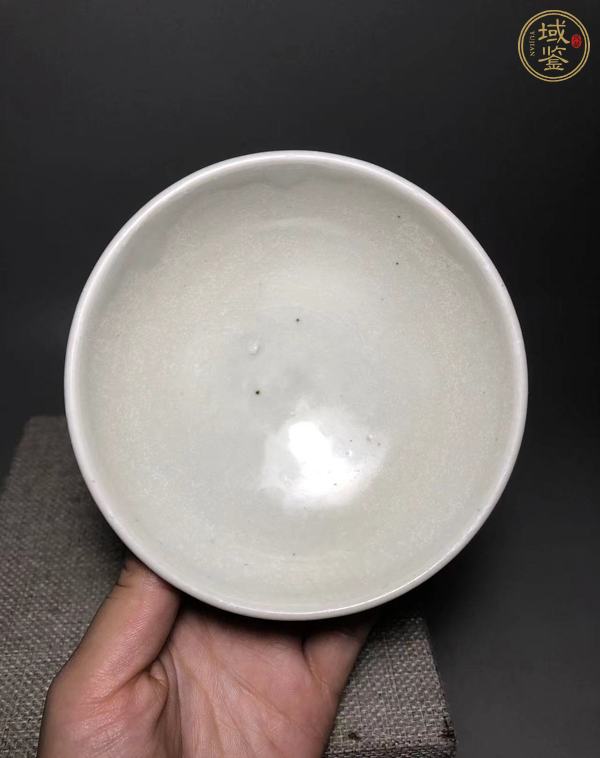 古玩陶瓷青白釉唇口碗真品鑒賞圖