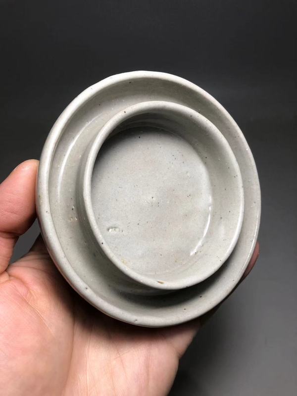 古玩陶瓷明,龍泉青瓷盞托拍賣,當前價格800元