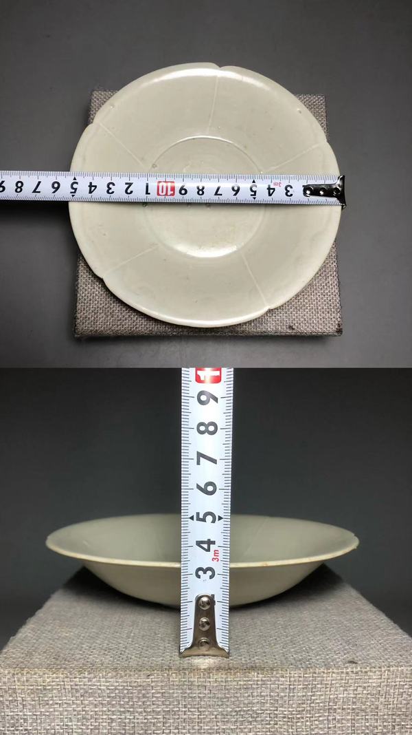 古玩陶瓷北宋,白釉五出筋葵口盤拍賣,當前價格1800元