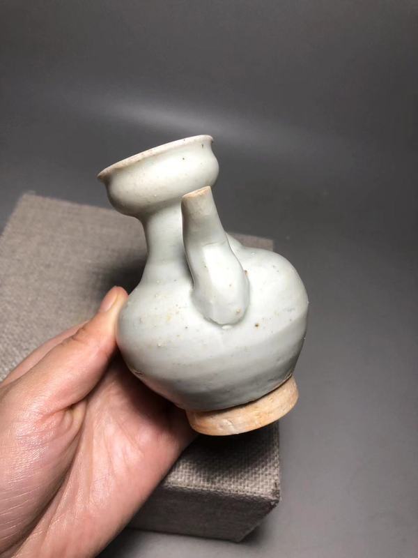 古玩陶瓷北宋，青白釉盤口壺拍賣，當前價格2400元