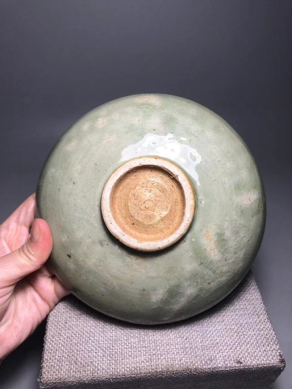 古玩陶瓷元,龍泉窯青釉盤拍賣,當前價格1600元