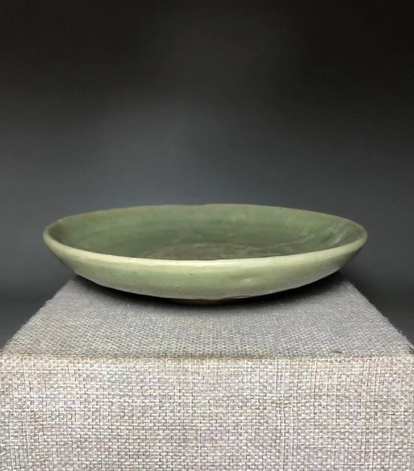 古玩陶瓷元,龍泉窯青釉盤拍賣,當前價格1600元