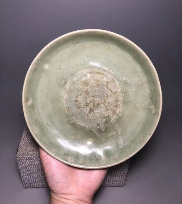 古玩陶瓷元,龍泉窯青釉盤拍賣,當前價格1600元