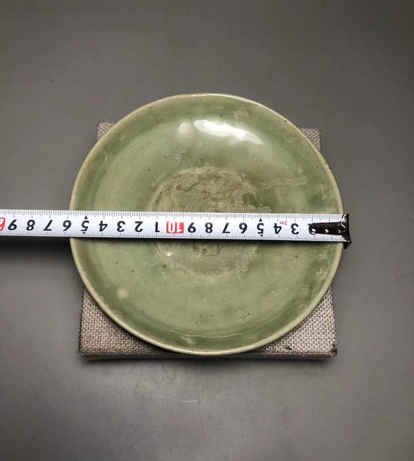 古玩陶瓷元,龍泉窯青釉盤拍賣,當前價格1600元