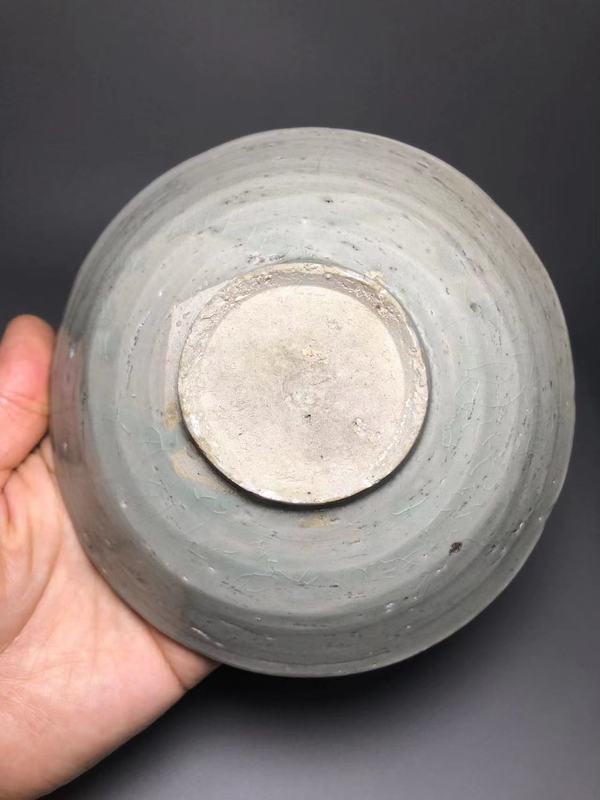 古玩陶瓷宋,青白釉刻花葵口碗拍賣,當(dāng)前價格2000元