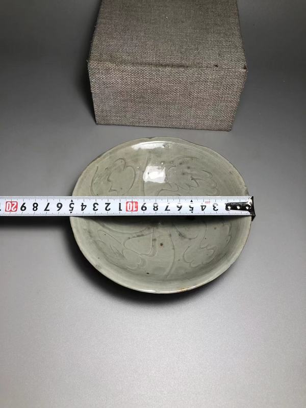 古玩陶瓷宋,青白釉刻花葵口碗拍賣,當(dāng)前價格2000元