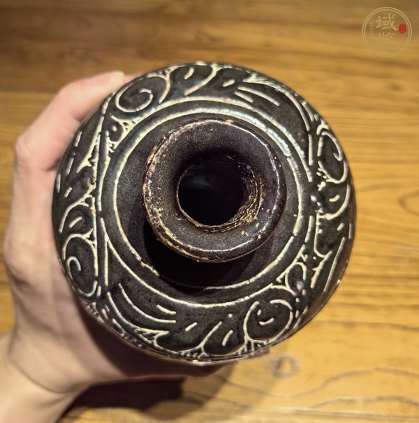 古玩陶瓷磁州窯刻花梅瓶真品鑒賞圖