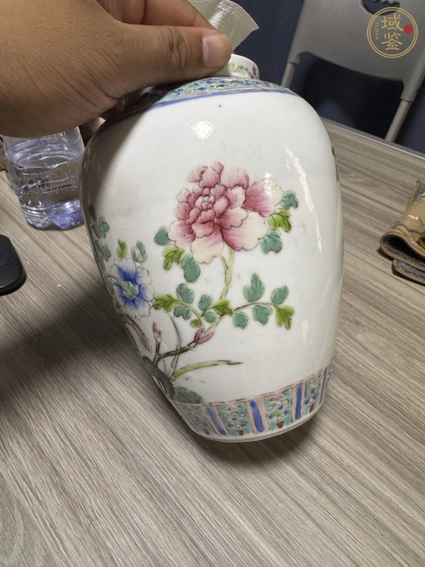 古玩陶瓷鳳凰牡丹紋粉彩罐真品鑒賞圖