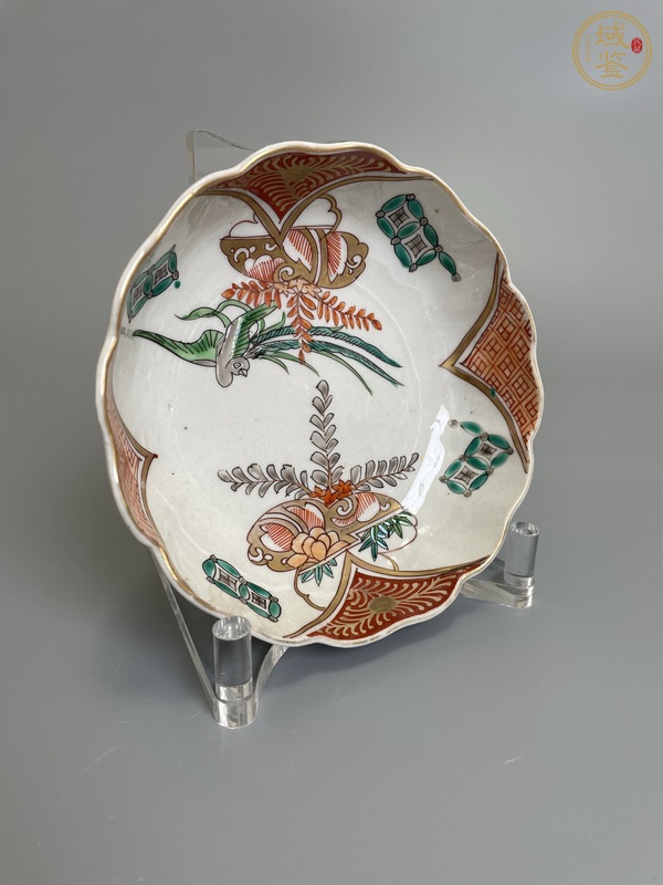 古玩陶瓷清中期 青花五彩描真金鳳凰花卉紋花口碗真品鑒賞圖