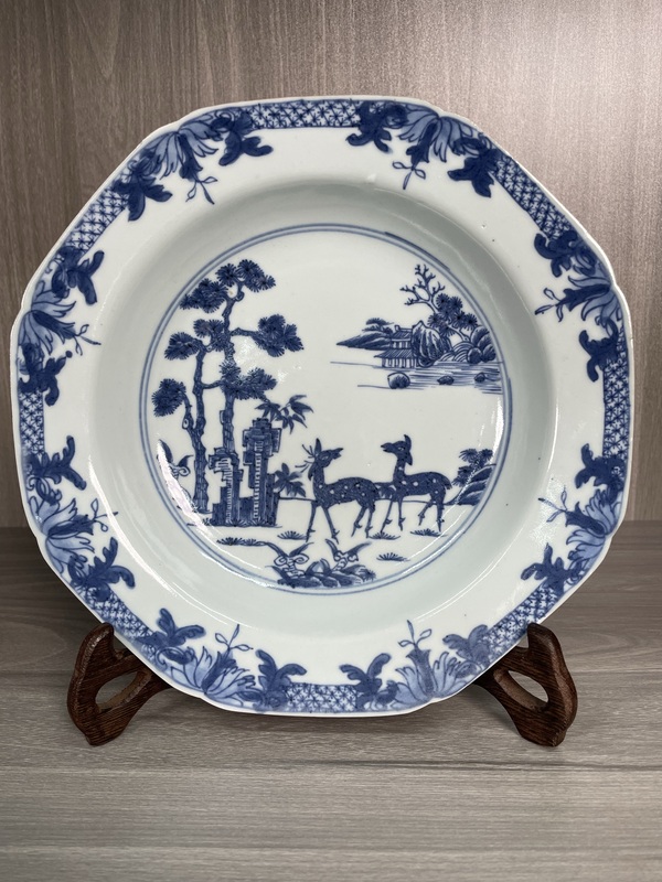 古玩轉(zhuǎn)賣清康雍 極品青花雙鹿圖八方盤拍賣，當(dāng)前價(jià)格1500元