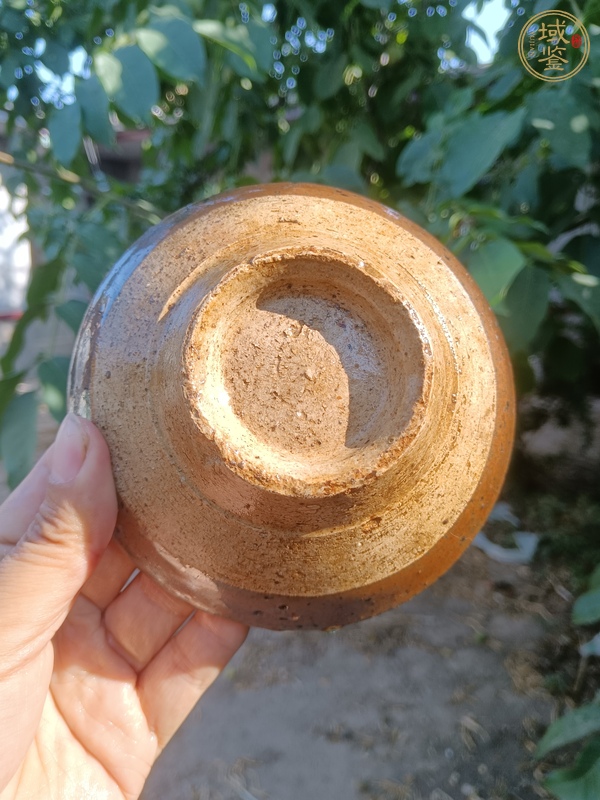 古玩陶瓷紫金釉碗真品鑒賞圖
