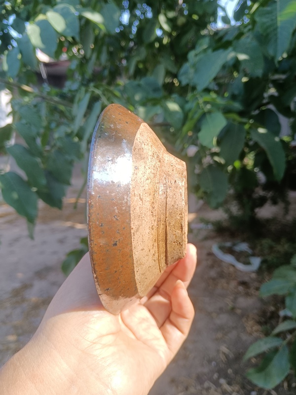 古玩陶瓷明代～紫金釉酒盞拍賣，當(dāng)前價(jià)格3元