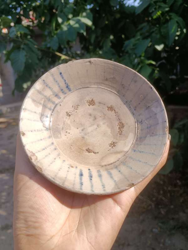 古玩轉賣明代：青花線條紋盤拍賣，當前價格0元