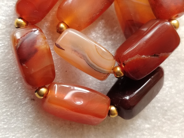 古玩玉器天然紅瑪瑙珠串拍賣，當前價格138元