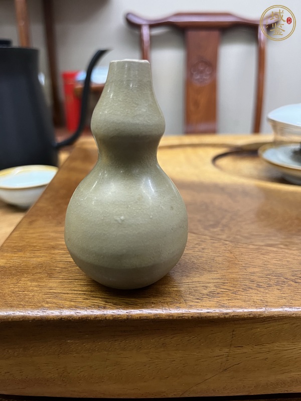 古玩陶瓷越窯青瓷葫蘆瓶、模糊,偏老真品鑒賞圖