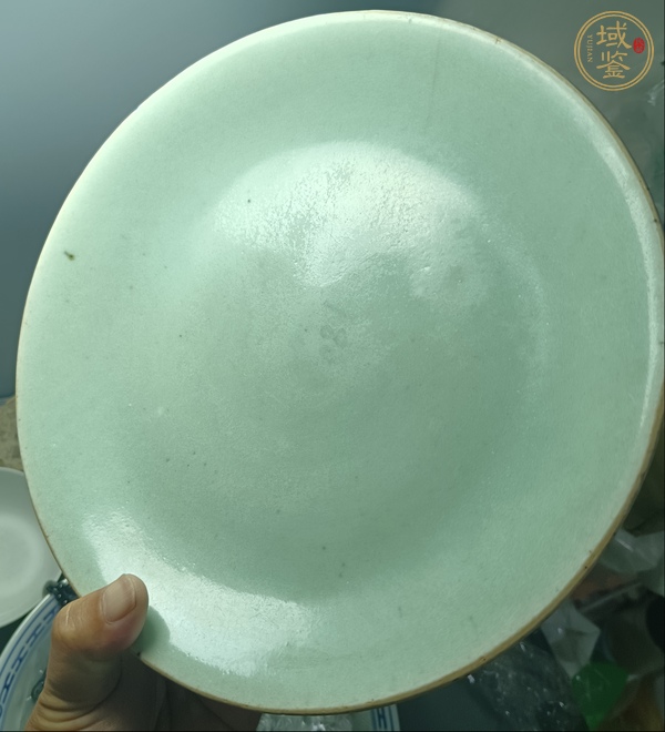 古玩陶瓷豆青釉盤真品鑒賞圖