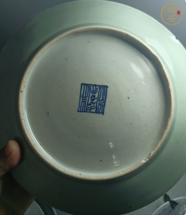 古玩陶瓷豆青釉盤真品鑒賞圖