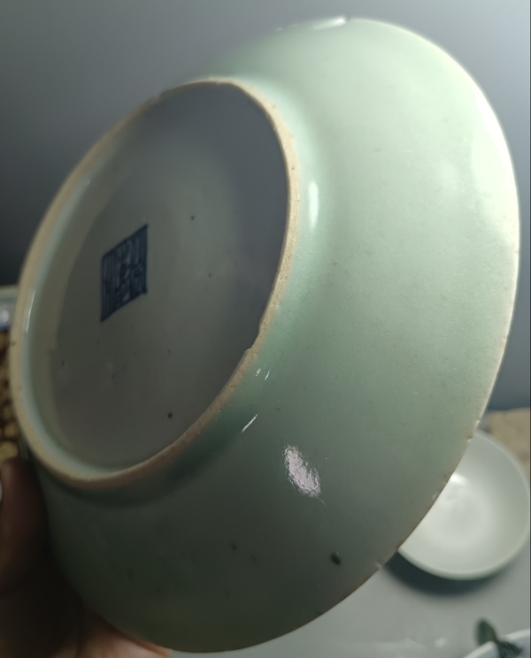 古玩陶瓷清中期豆青釉大盤拍賣，當前價格299元