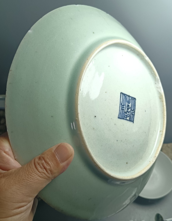古玩陶瓷清中期豆青釉大盤拍賣，當前價格299元