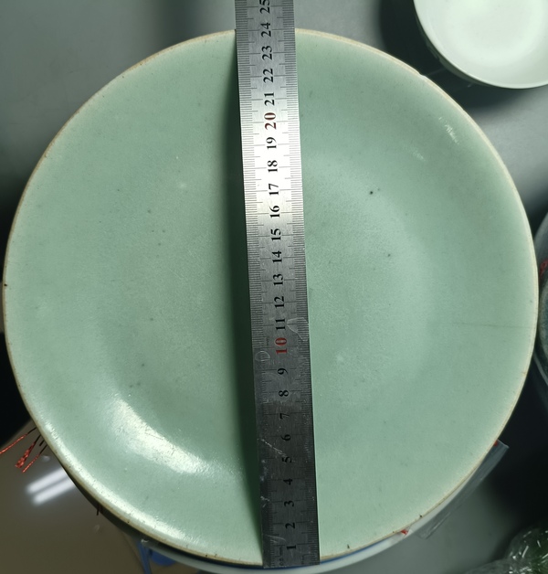 古玩陶瓷清中期豆青釉大盤拍賣，當前價格299元