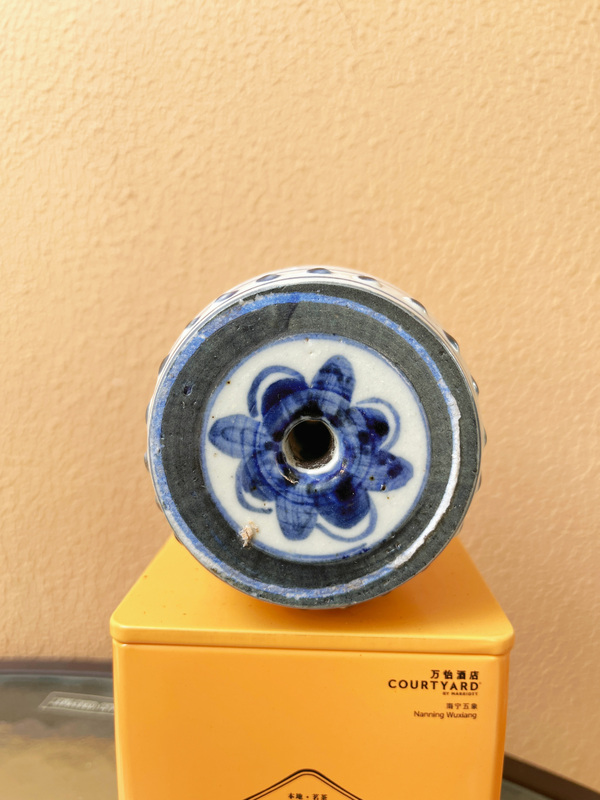 古玩陶瓷青花鼓釘大鎮紙香插拍賣，當前價格499元
