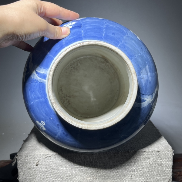 古玩陶瓷青花冰梅圖蓋罐拍賣,當前價格5800元