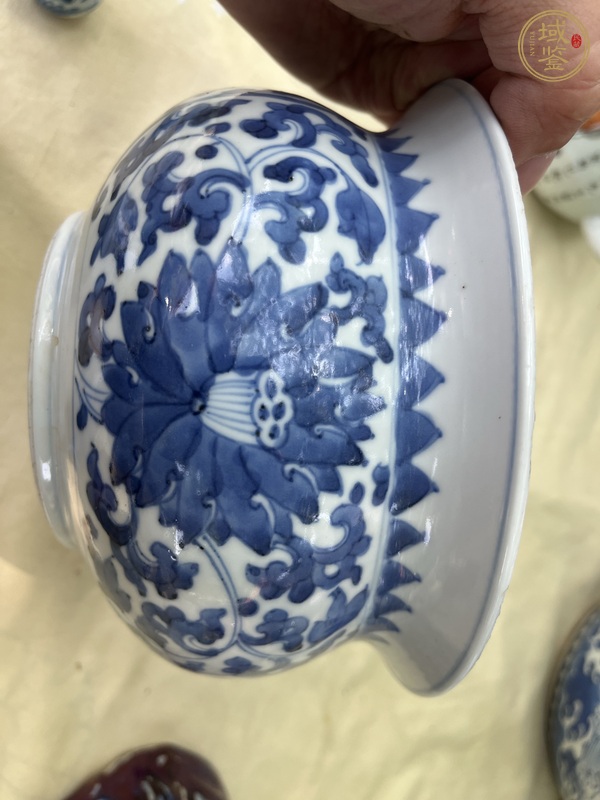 古玩陶瓷青花香爐真品鑒賞圖