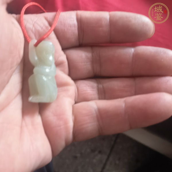 古玩玉器和田玉猴把件真品鑒賞圖